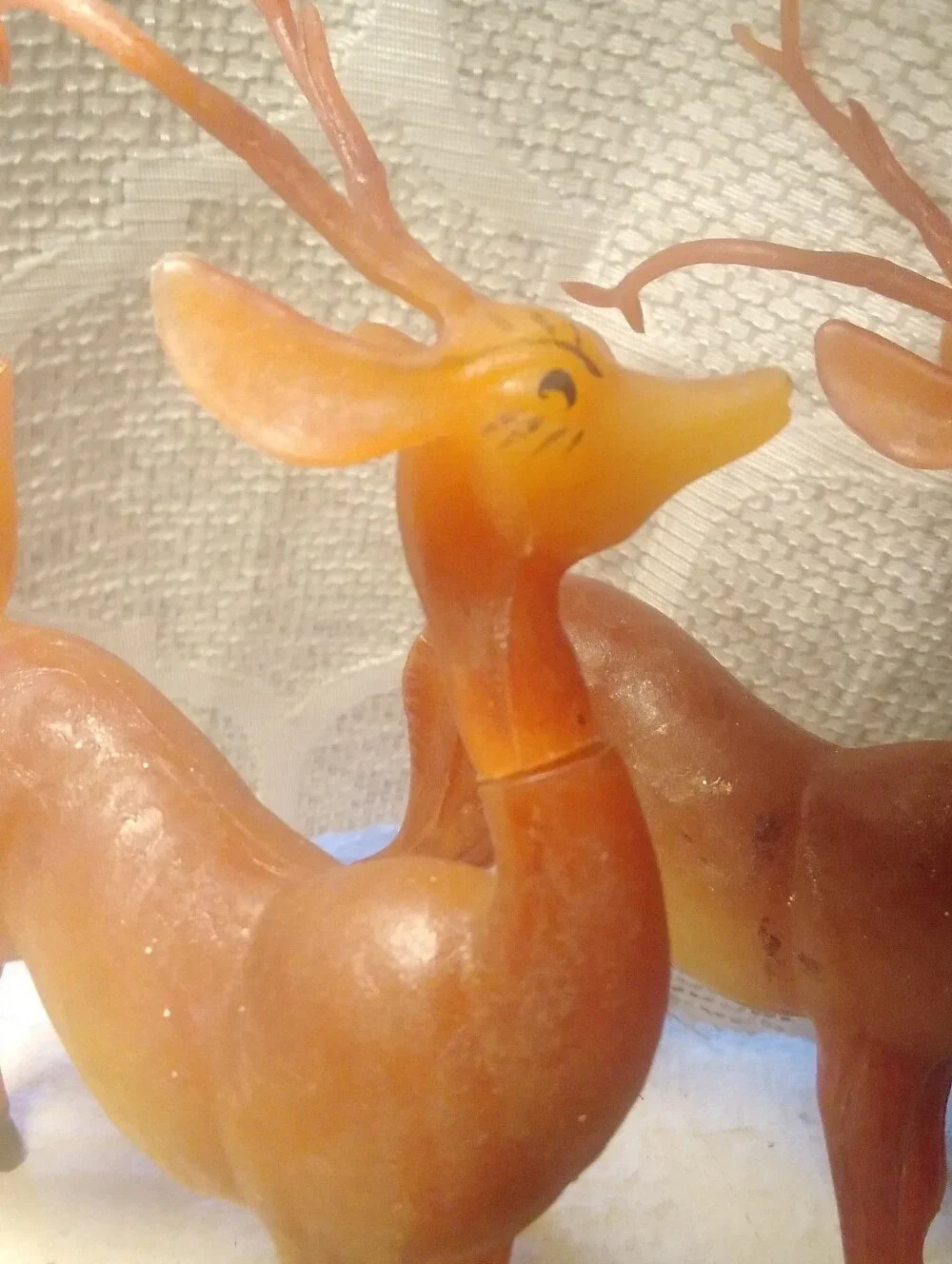 Vintage 50s Christmas Reindeer Pair Holiday Xmas Set Of 2 Plastic 8